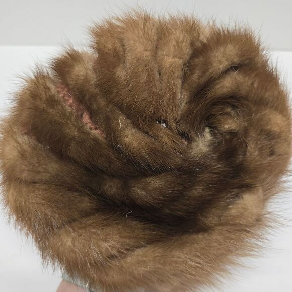 Vintage Deborah Exclusive Real Mink Fur Crochet Beanie Hat - Picture 7 of 9